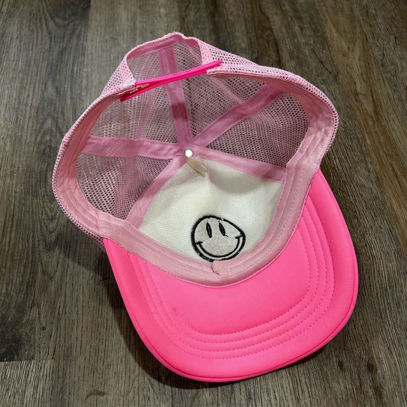 Trendy Graphic Taco And Smiley Hats - Picture 3 of 7